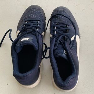 Nike Men’s Athletic Shoes Turfs.